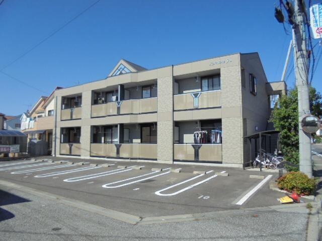 物件外観写真3　(外観写真（昼）)