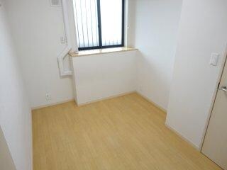 物件内観写真15　(洋室)