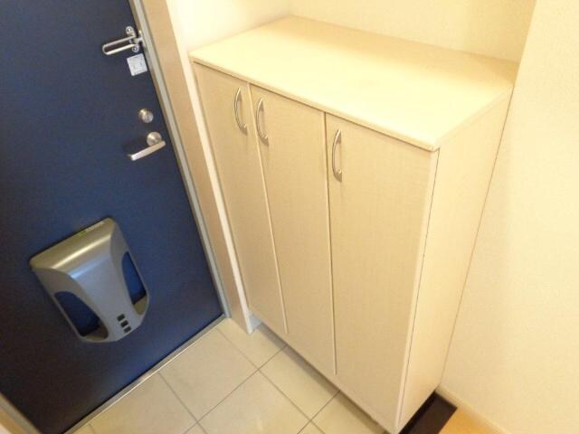 物件内観写真26　(下駄箱)