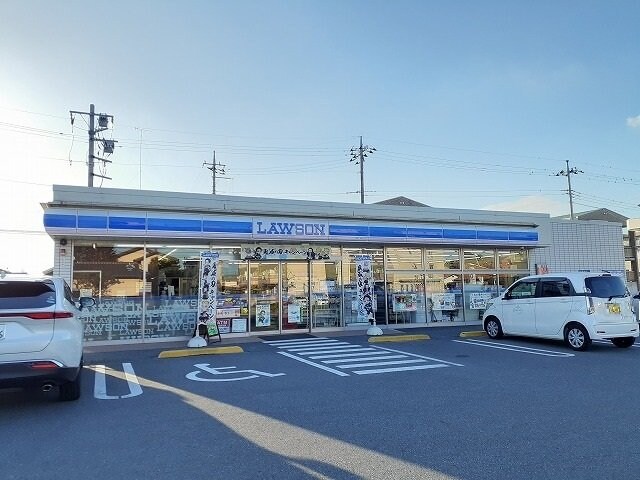 物件外観写真3　(ローソン宇都宮下栗１丁目店まで210m)