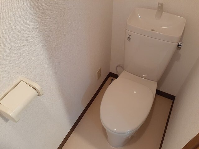 物件内観写真13　(トイレも気になるポイント)