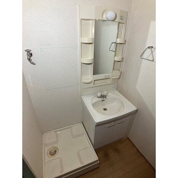 物件内観写真5　(※写真は同タイプ別部屋)