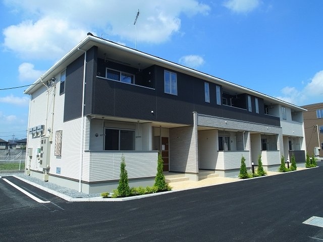 物件外観写真1　(建物外観を気になさる方へ、見た目の良い物件です)