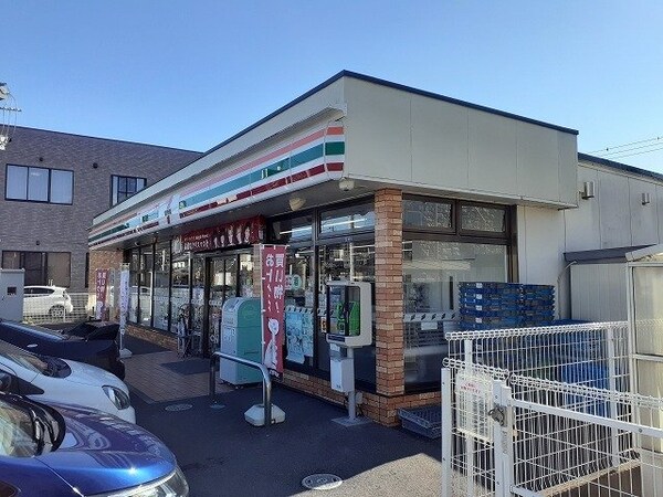 周辺環境(セブンイレブン宇都宮東今泉店まで72m)