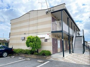 レオパレス仁外観写真