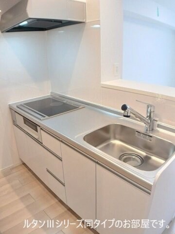 物件内観写真10　(きれいなキッチンです)