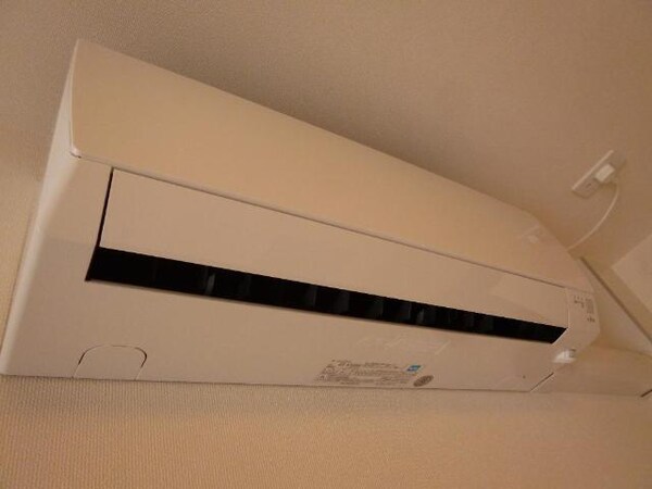 建物設備(エアコン)