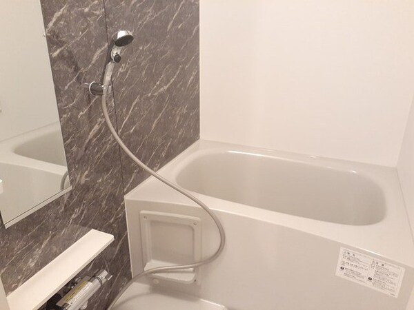 浴室(落ち着いた空間のお風呂です)