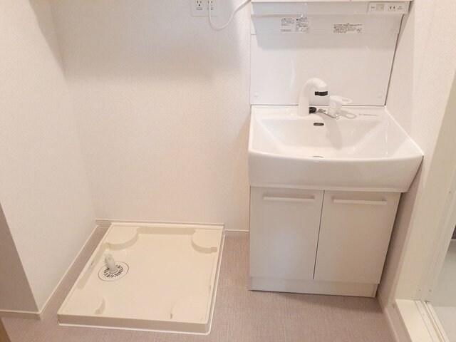 物件内観写真12　(洗面所です)