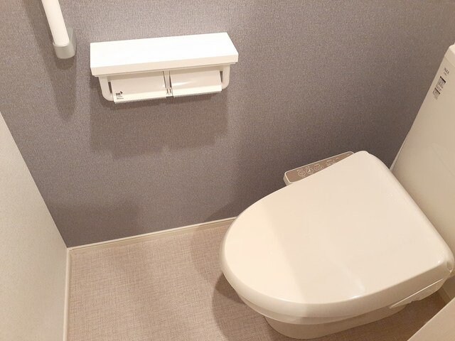 物件内観写真13　(トイレもきれいです)