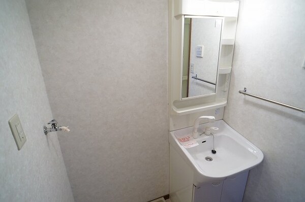 洗面・脱衣所(コンパクトで使いやすい洗面所)