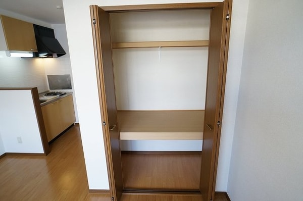 収納(たっぷりとした収納スペースです)