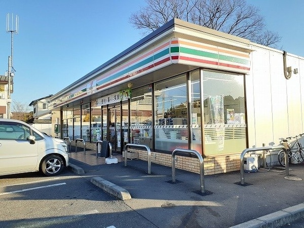 周辺環境(セブンイレブン宇都宮細谷店まで550m)