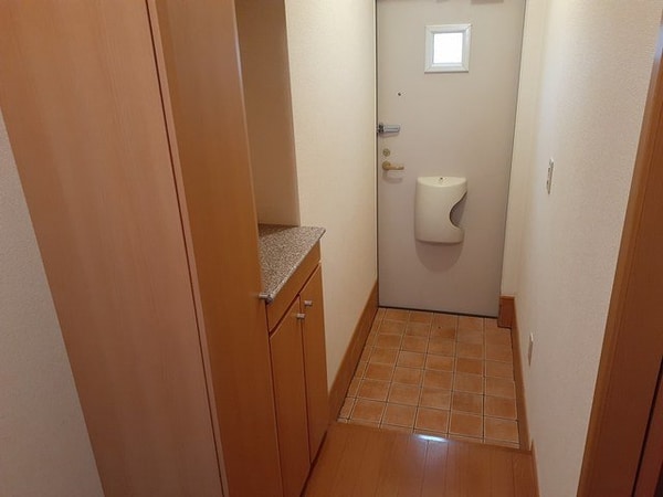 玄関(落ち着いた玄関です)