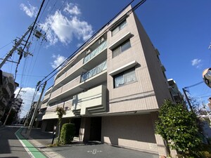 アル・ハピィ・コート外観写真