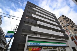 ウィスタリア立花外観写真