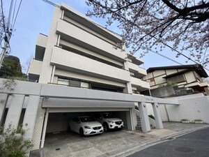 ヴァロワール夙川外観写真