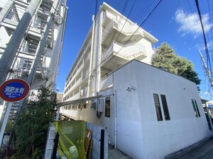 ヴィラ東伊丹外観写真
