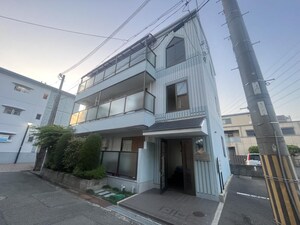 プチ・ティアラ外観写真