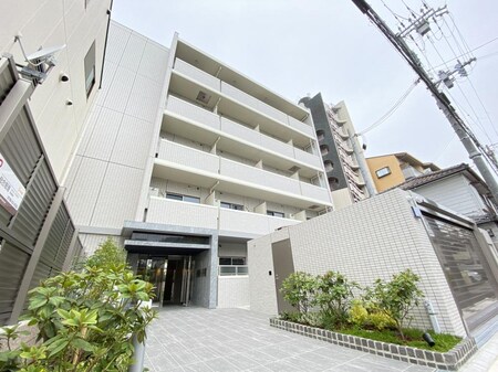 レリーフ南塚口外観写真
