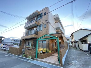 ハイム甲子園外観写真