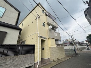 メゾン・クレアトゥール伊丹外観写真