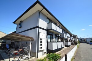 ワープリィー外観写真