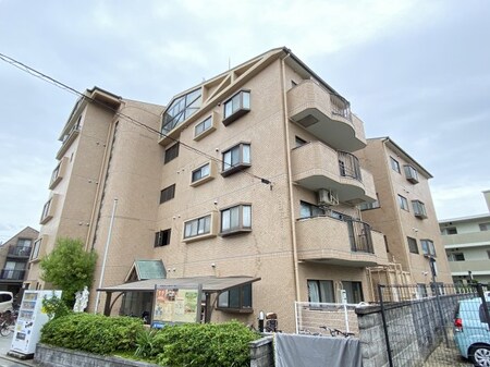 BECアーバン西宮北口外観写真