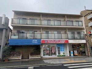 中尾ビル外観写真