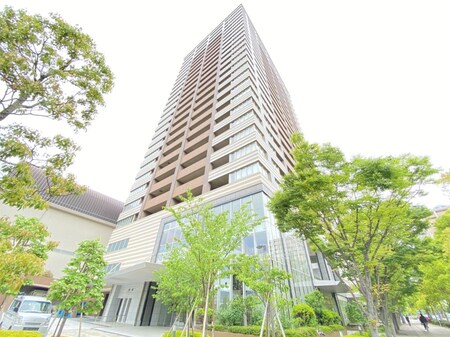 ジオタワー西宮北口外観写真