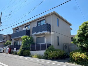シャーメゾン4番館外観写真