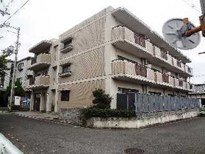 ロイヤルマンションマドカ II外観写真