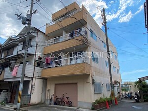 エクセレンス摂南外観写真