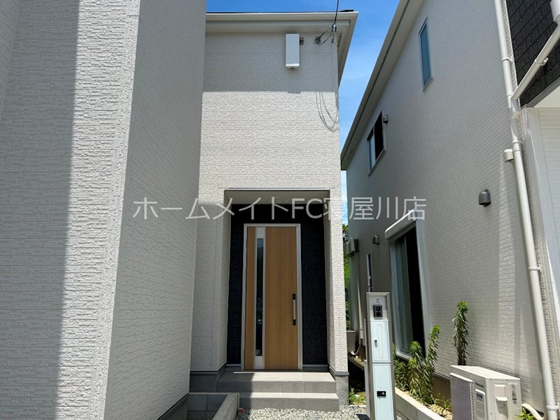リナージュ寝屋川市点野01
