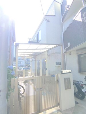 Lares(ラレース)外観写真