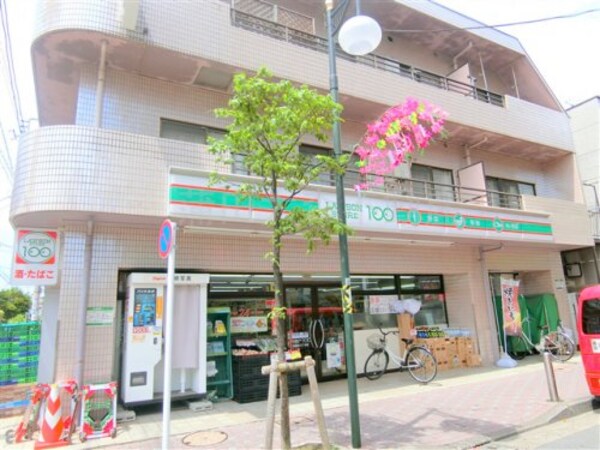 周辺環境(ローソンストア100西蒲田四丁目店 155m)