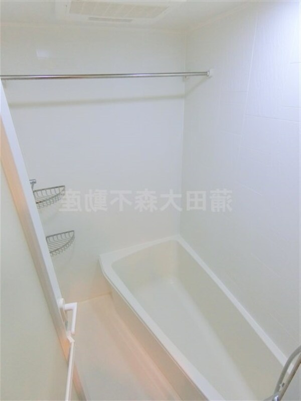 浴室(浴室乾燥機付きのお風呂　足が伸ばせるバスタブ！！)
