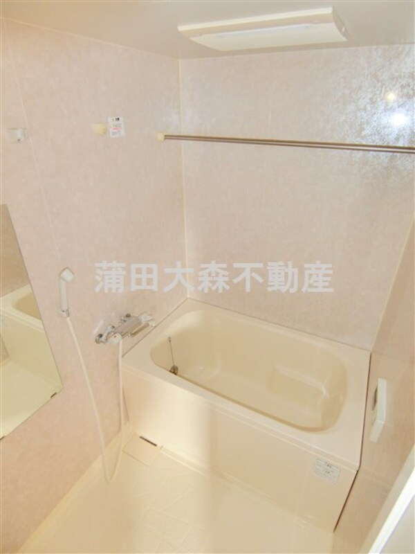 浴室(お風呂　浴室乾燥機つき)