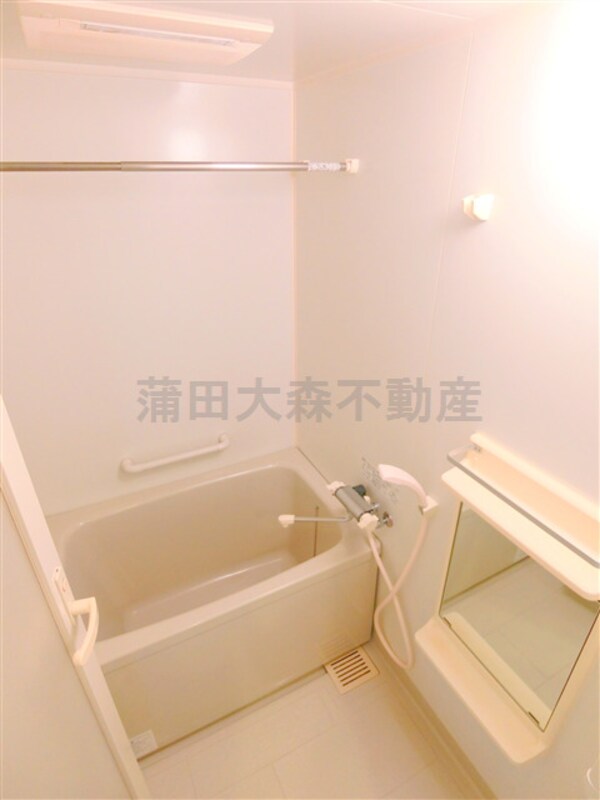 浴室(浴室乾燥機付きのバスルーム　お風呂)
