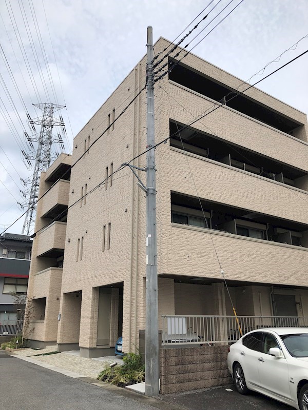 シャーメゾンマム