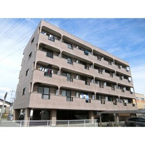 メゾンロイヤルつるた外観写真
