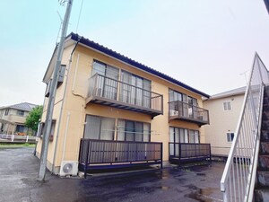 メゾンリーベD外観写真