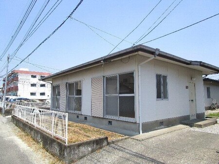 落合重嗣貸家外観写真