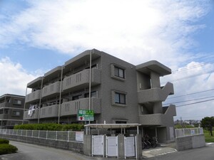メゾンドール花山手外観写真