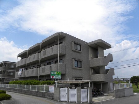 メゾンドール花山手外観写真
