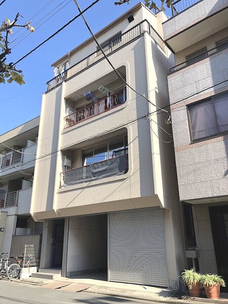 ファイブ外観写真