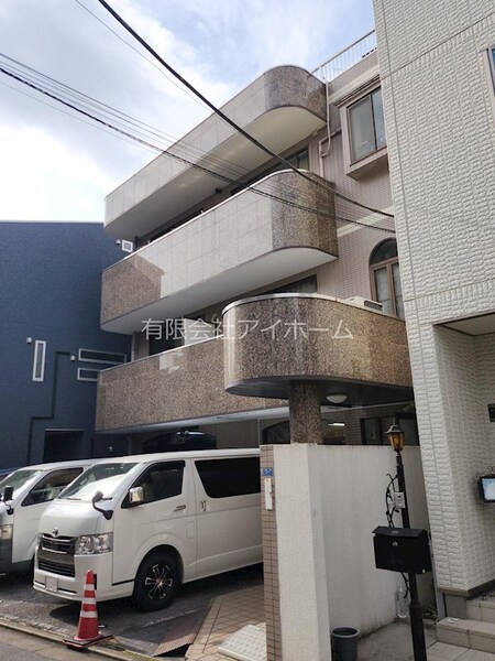 Global Square 初台外観写真