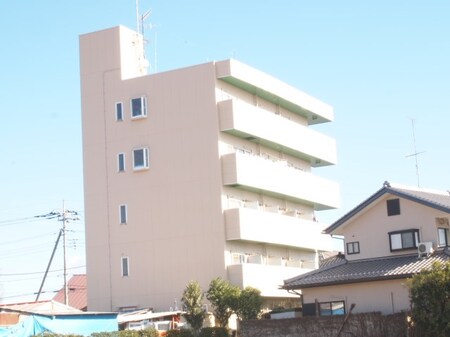二葉産業ビル外観写真