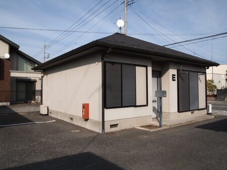 フローラ戸建て外観写真