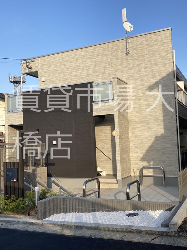 リブリ・岡本II